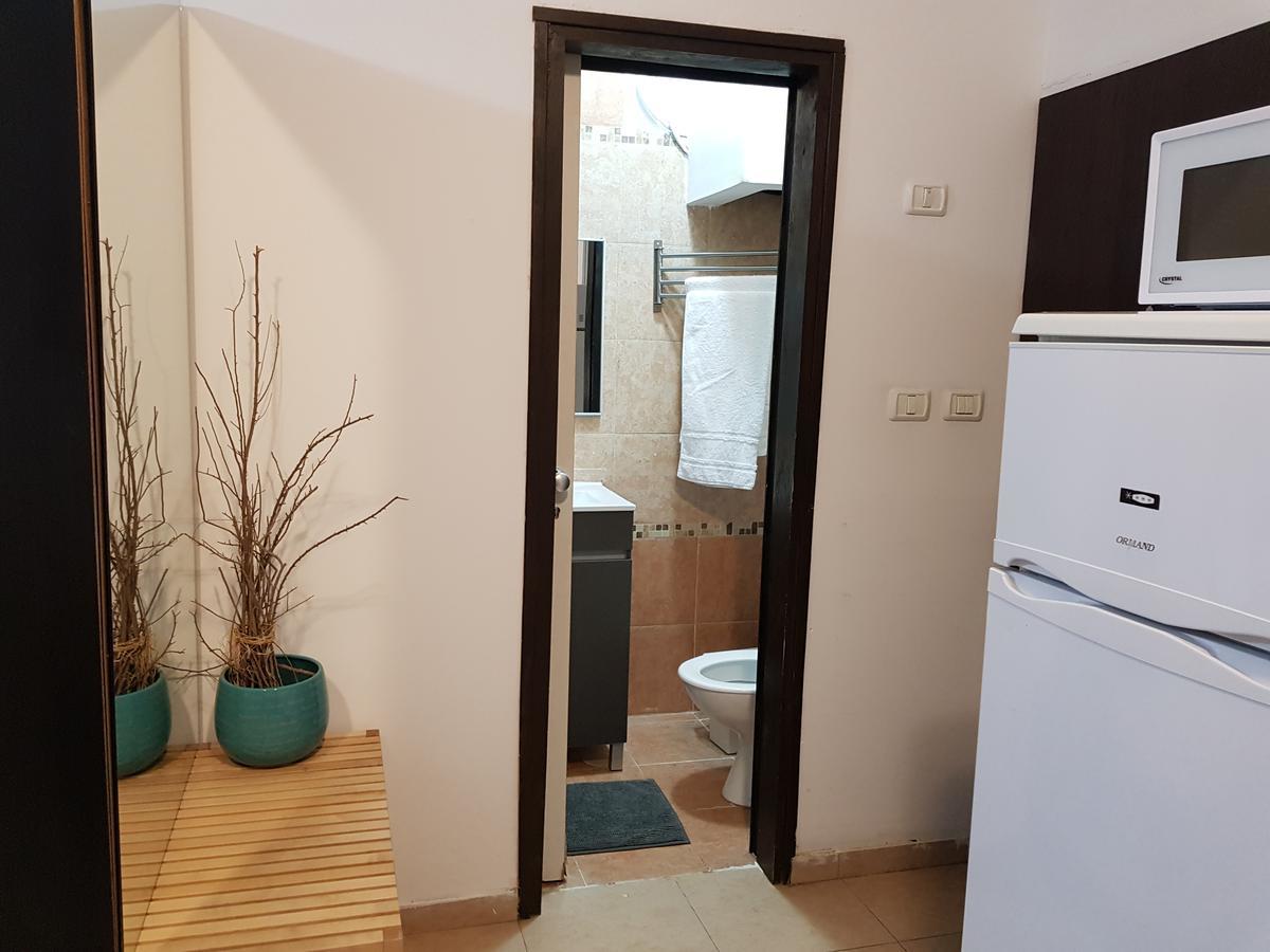 דירות רוטשילד Petach Tikva Quarto foto